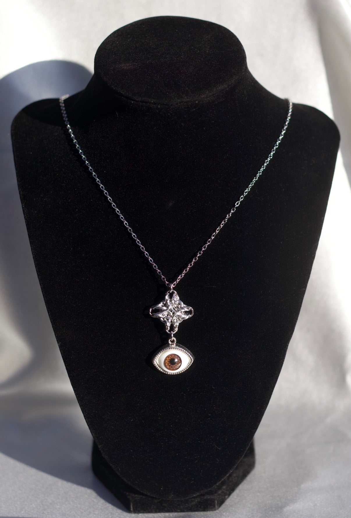 Delia Necklace