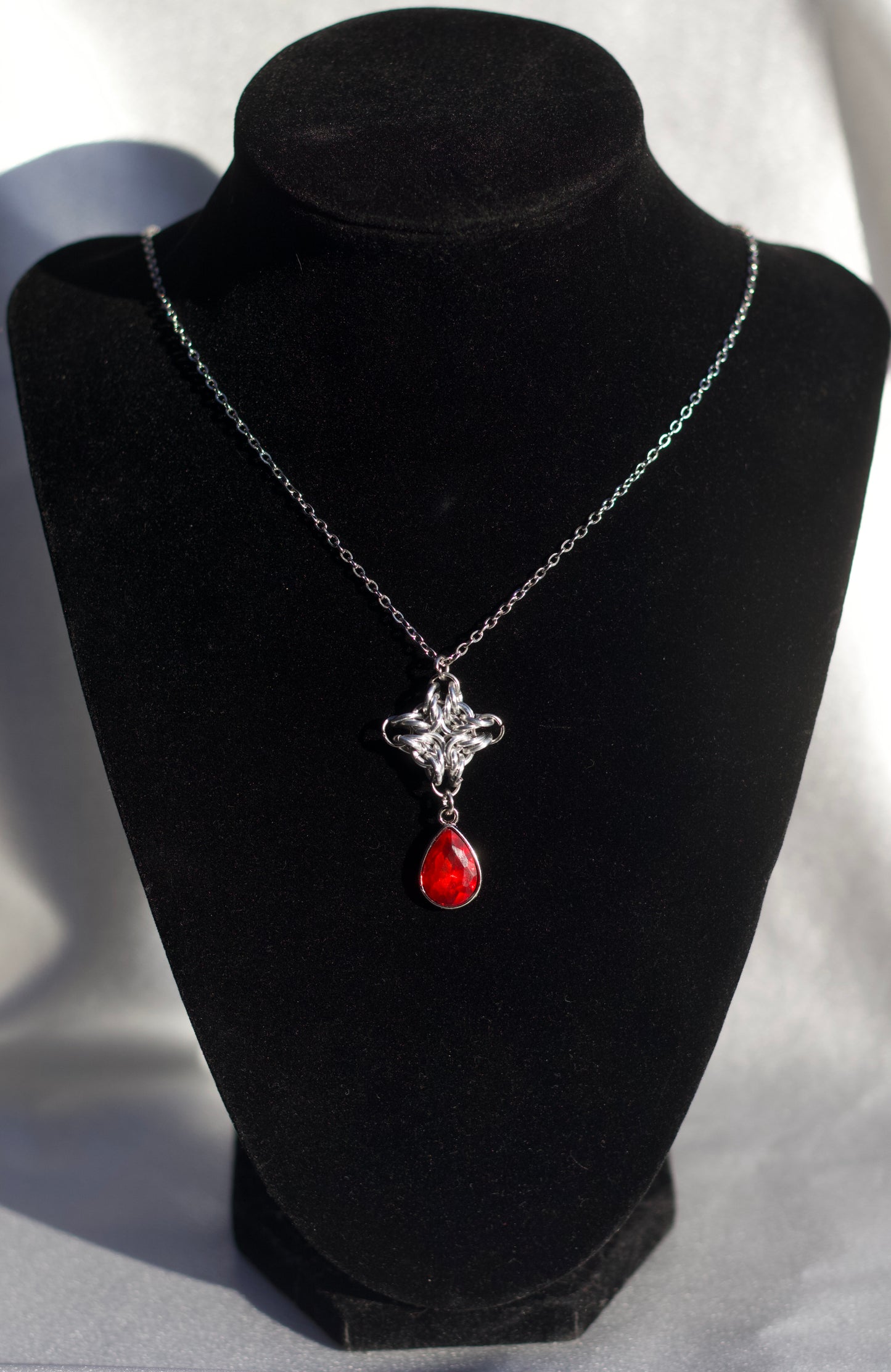Dameta Necklace