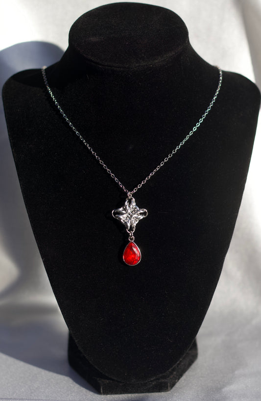 Dameta Necklace